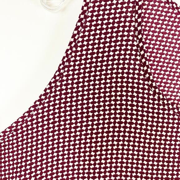 Loft Sleeveless Long Oversized Blouse Modest Red Cream Womens Size Medium - Picture 11 of 11